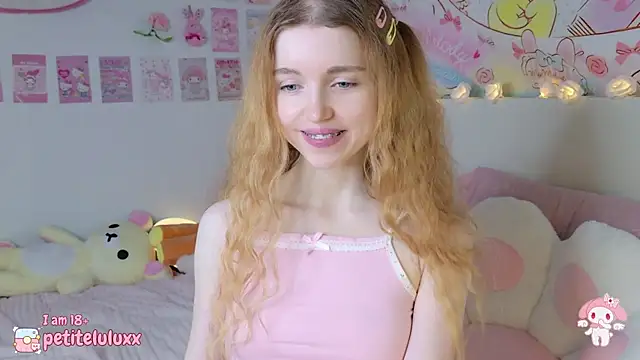 petiteluluxx online show from 01/14/25, 09:02