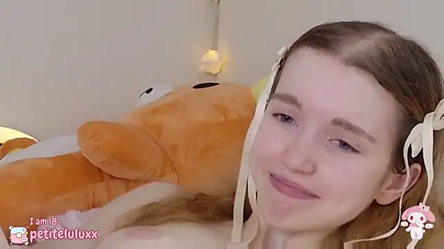 petiteluluxx online show from 03/04/25, 08:57