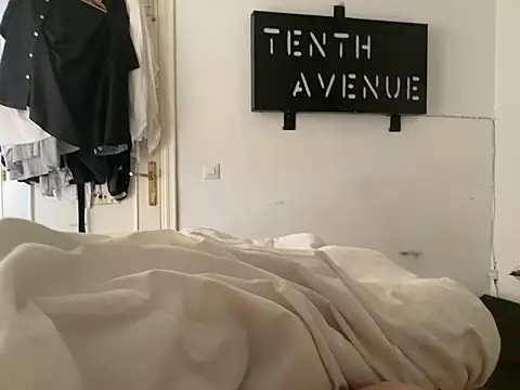 Bossinmidd12 online show from 02/19/25, 08:44