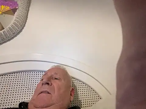 Bossinmidd12 online show from 03/14/25, 08:28