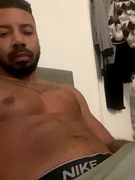 Snapshot of mbbc99 chatting on 11/10/25, 12:04 mbbc99 online show from 11/10/25, 12:04