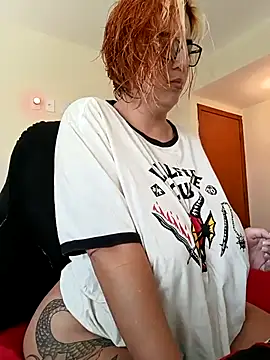 Snapshot of Escarlate4you_ chatting on 12/02/25, 09:36 Escarlate4you online show from 12/02/25, 09:36