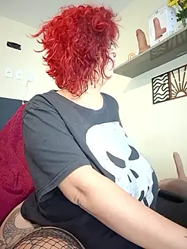 Escarlate4you  online show from 06/04/26, 10:10