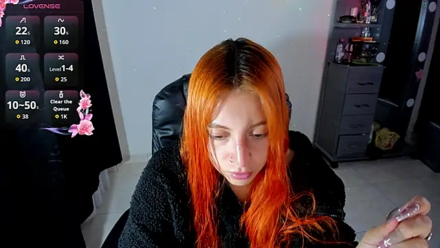 Violetaarey online show from 05/19/26, 03:24
