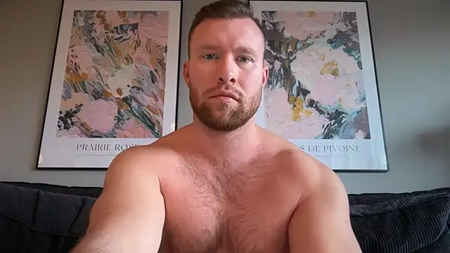 Snapshot of swekingxx chatting on 02/25/26, 03:21 swekingxx online show from 02/25/26, 03:21