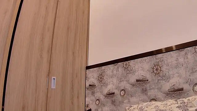 sun place online show from 09/12/25, 03:17