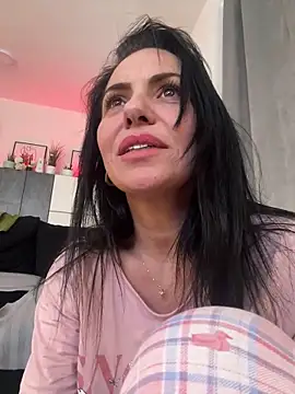 KimKelly13 online show from 01/17/25, 10:44
