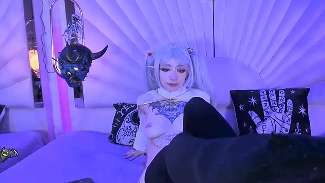 zephirahabney online show from 12/15/24, 04:48