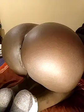 Snapshot of Misskhalifa_ chatting on 09/18/25, 05:20 Misskhalifa online show from 09/18/25, 05:20