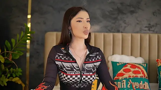 Mayleen x online show from 06/30/26, 11:33