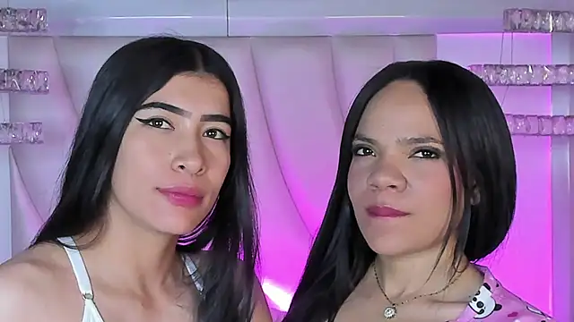 siara and zoe online show from 05/21/26, 11:01