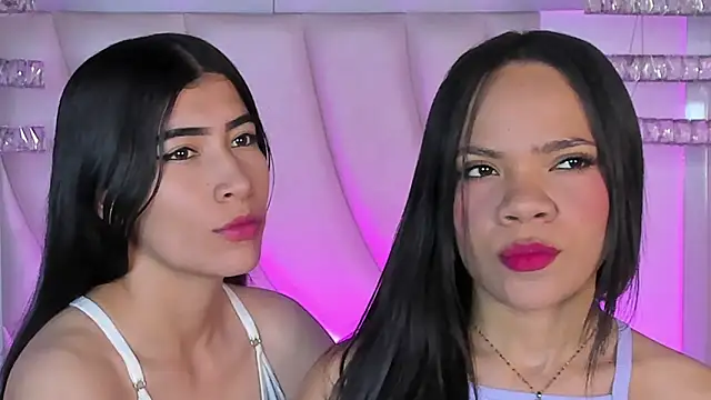 siara and zoe online show from 05/26/26, 11:23