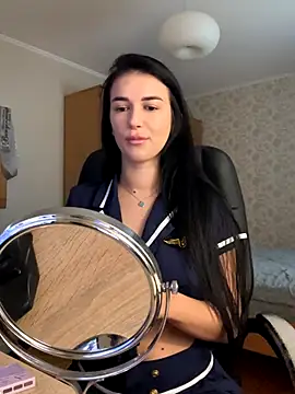 Snapshot of Julietta_a chatting on 10/21/25, 07:31 Julietta a online show from 10/21/25, 07:31