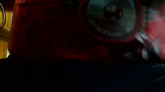 Snapshot of markluvskitty chatting on 09/12/25, 03:56 markluvskitty online show from 09/12/25, 03:56