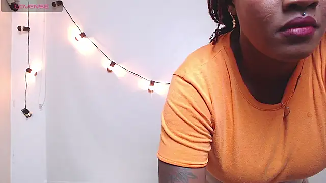 chanel brunette online show from 12/15/24, 06:04