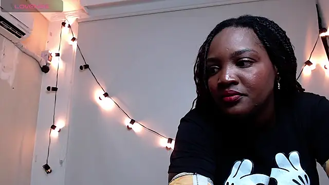 chanel brunette online show from 12/20/24, 05:51