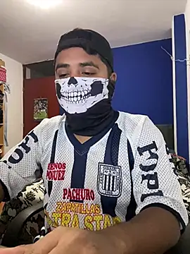 Snapshot of Daniel_Black98 chatting on 03/18/25, 01:32 Daniel Black98 online show from 03/18/25, 01:32