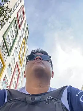 Snapshot of Daniel_Black98 chatting on 03/21/25, 08:50 Daniel Black98 online show from 03/21/25, 08:50