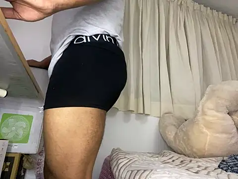 Snapshot of Daniel_Black98 chatting on 10/04/25, 03:04 Daniel Black98 online show from 10/04/25, 03:04