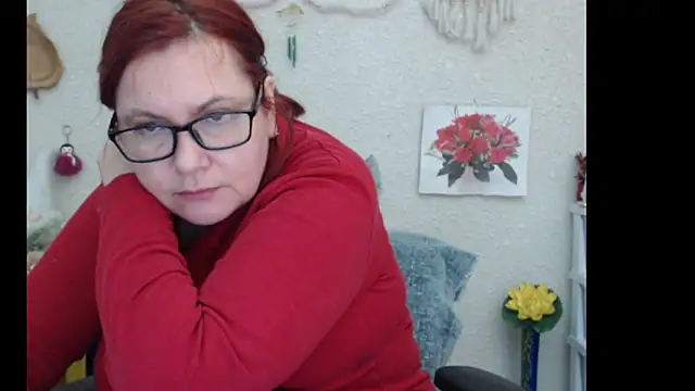 Snapshot of PlayfullMature chatting on 09/30/25, 01:05 PlayfullMature online show from 09/30/25, 01:05