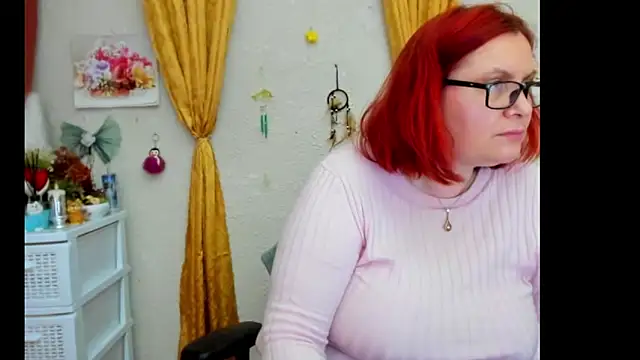 Snapshot of PlayfullMature chatting on 10/03/25, 12:51 PlayfullMature online show from 10/03/25, 12:51