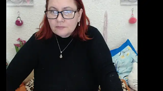 Snapshot of PlayfullMature chatting on 11/14/25, 11:24 PlayfullMature online show from 11/14/25, 11:24