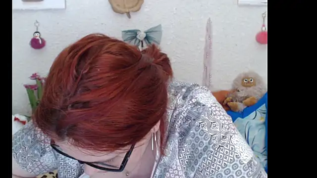 Snapshot of PlayfullMature chatting on 12/04/25, 05:06 PlayfullMature online show from 12/04/25, 05:06