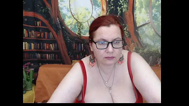 PlayfullMature online show from 06/25/26, 06:01