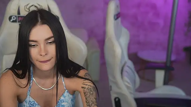 Tina Breeze online show from 05/21/26, 10:44