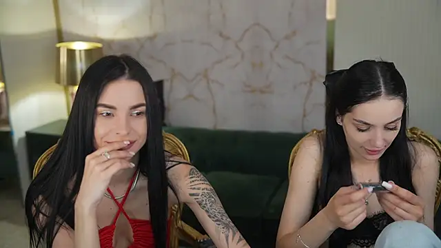 Tina Breeze online show from 05/27/26, 08:11