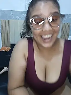 Danielaandximena online show from 07/15/26, 03:56