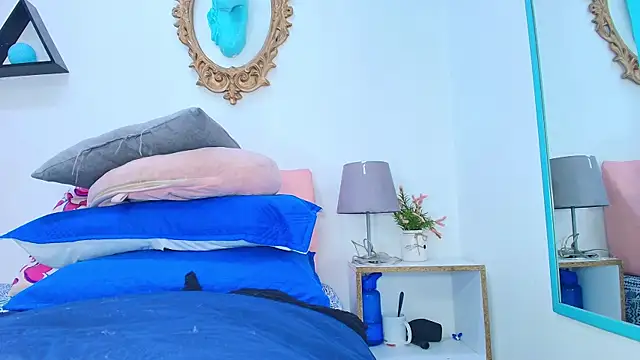 s sweett online show from 01/22/25, 11:56