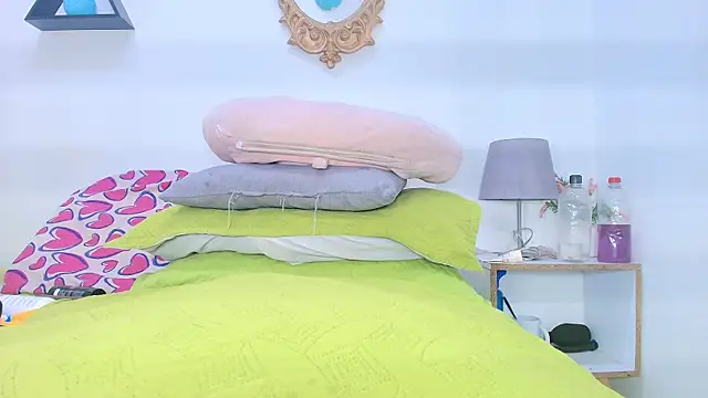 s sweett online show from 02/07/25, 11:56