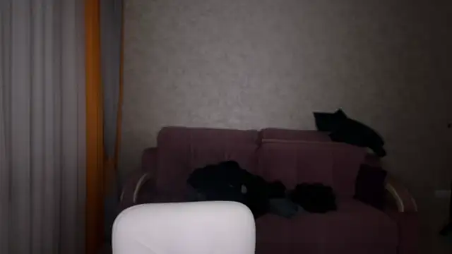 kiopiggy online show from 12/19/25, 05:31