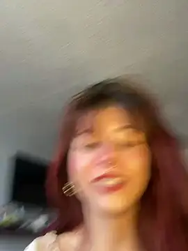 SuzzyyM online show from 06/15/26, 09:17