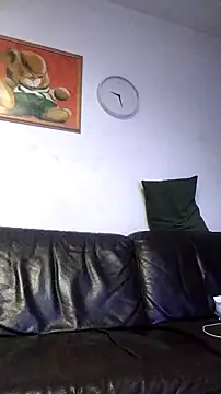 Snapshot of Knuffelstaaf123 chatting on 10/09/25, 12:52 Knuffelstaaf123 online show from 10/09/25, 12:52