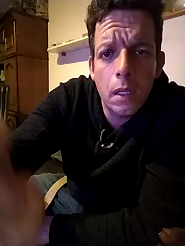 Snapshot of Knuffelstaaf123 chatting on 10/19/25, 02:56 Knuffelstaaf123 online show from 10/19/25, 02:56