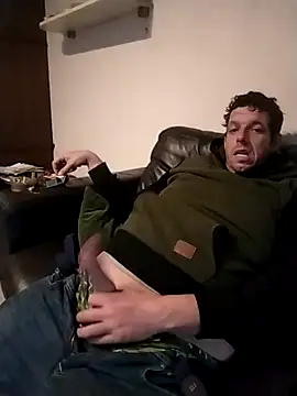 Knuffelstaaf123 online show from 11/09/25, 02:26