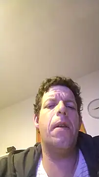 Knuffelstaaf123 online show from 12/16/25, 08:58