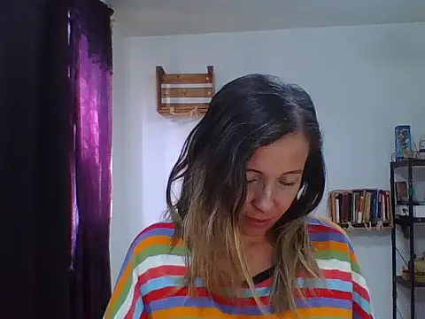 charlott ponce online show from 10/22/25, 08:08