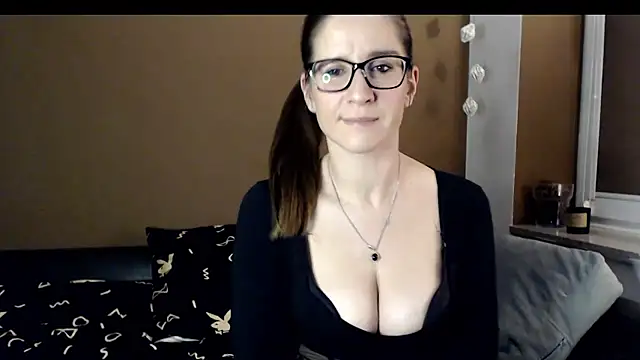 Snapshot of KayaRose chatting on 12/01/24, 09:15 KayaRose online show from 12/01/24, 09:15