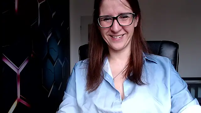 Snapshot of KayaRose chatting on 12/24/24, 08:11 KayaRose online show from 12/24/24, 08:11