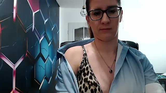 Snapshot of KayaRose chatting on 12/29/24, 03:13 KayaRose online show from 12/29/24, 03:13