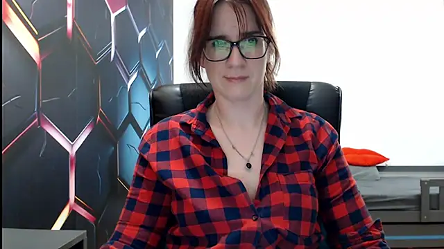 Snapshot of KayaRose chatting on 03/10/25, 04:14 KayaRose online show from 03/10/25, 04:14