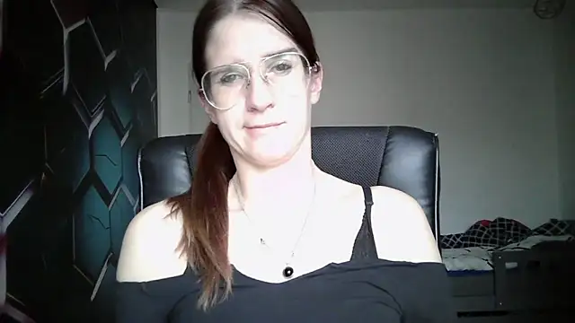 Snapshot of KayaRose chatting on 10/03/25, 03:09 KayaRose online show from 10/03/25, 03:09