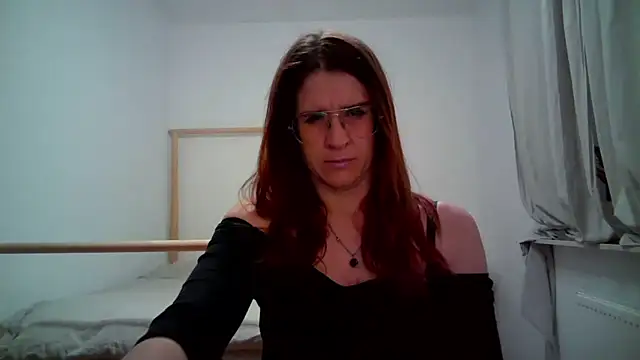 Snapshot of KayaRose chatting on 10/25/25, 08:25 KayaRose online show from 10/25/25, 08:25