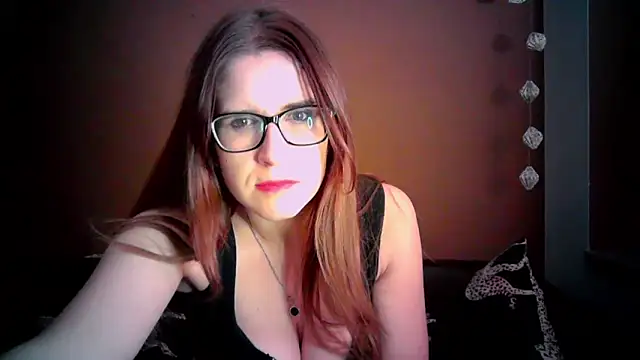 Snapshot of KayaRose chatting on 10/30/25, 04:30 KayaRose online show from 10/30/25, 04:30