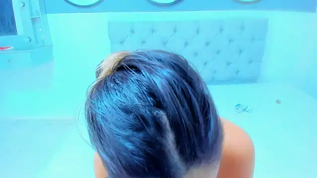 Sara valentina2 online show from 03/05/25, 07:17