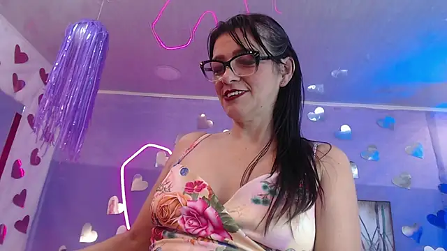 Carol Miss  online show from 02/12/25, 02:54