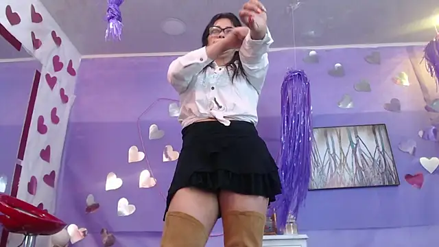 Carol Miss  online show from 02/25/25, 11:41